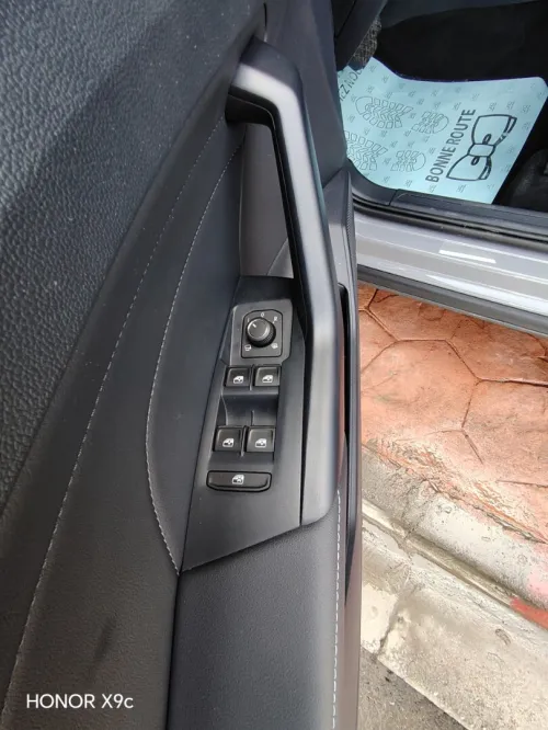 Volkswagen Tahru 2025 2