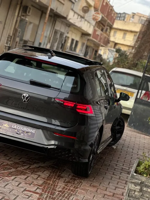 Volkswagen Golf 8.5 2025 R line