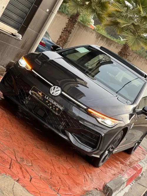 Volkswagen Golf 8.5 2025 R line