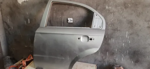 2 Portes chevrolet avio 2007 ابواب سيارة شيفرولي 