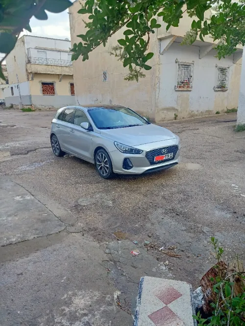 Hyundai i30 2019 Toute options