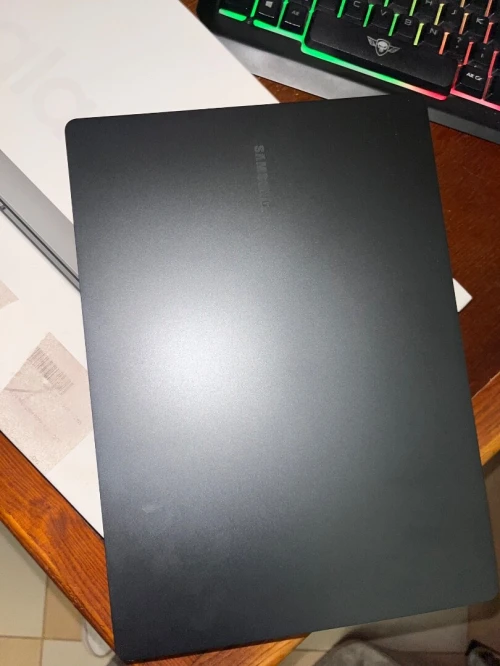 Samsung galaxy book 3 pro