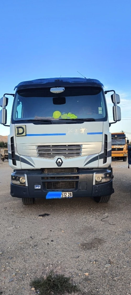 Renault 6/4 LANDER Premium 2012