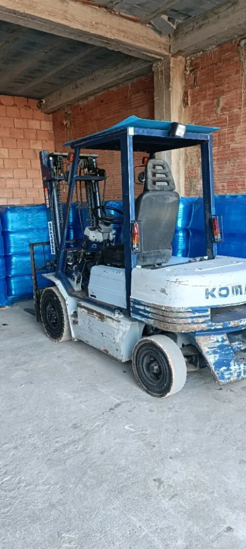 Komatsu Clark 2000