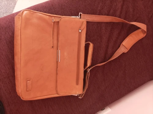 Cartable PC et Cartable en cuir 