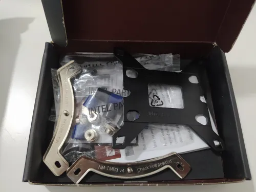 Noctua kit de fixations Intel LGA 1700
