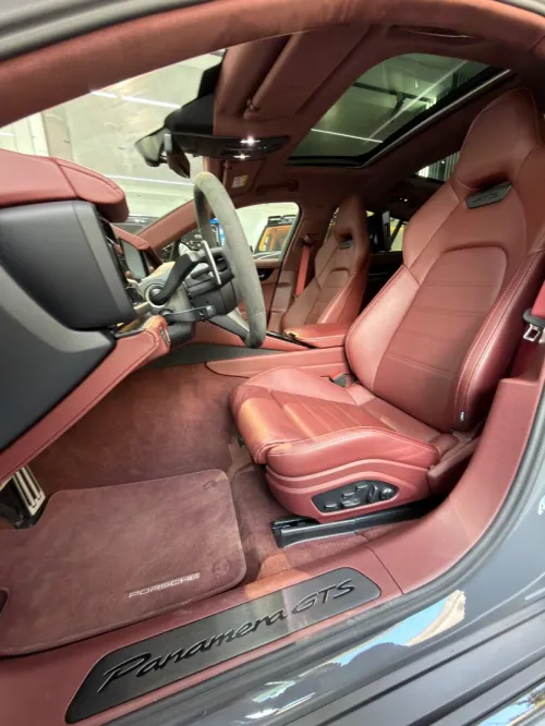 Porsche Panamera GTS 2025 