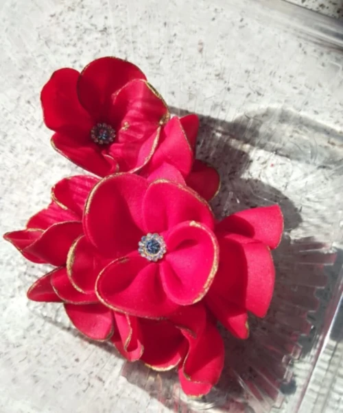 flower gumpaste ورودتزيين الحلويات