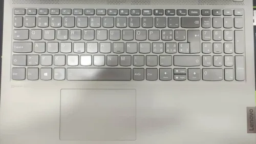 Lenovo IdeaPad 5  Puissance & Performance