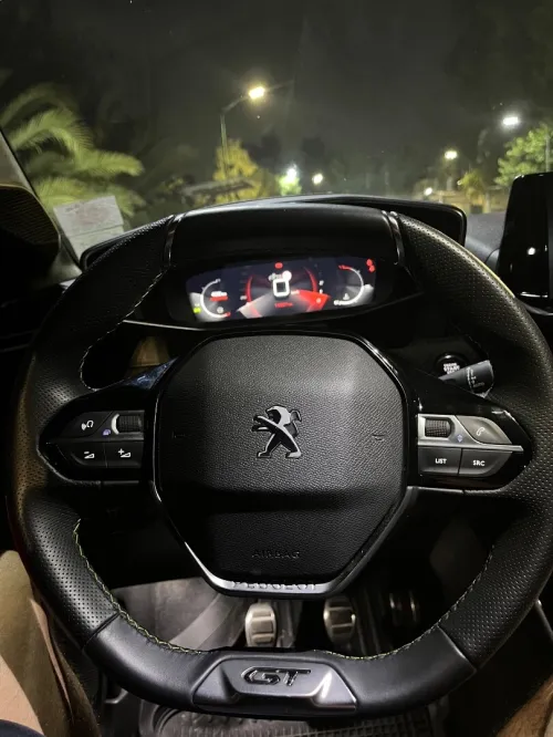 Peugeot 208 2023 GT