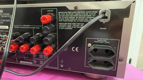 Ampli AV Receiver YAMAHA NATURAL SOUND RX-V530RDS