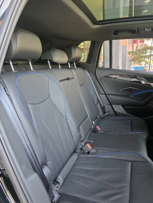 Volkswagen New Tiguan 2026 R-line black  black