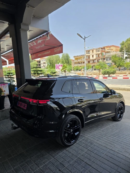 Volkswagen New Tiguan 2026 R-line black  black