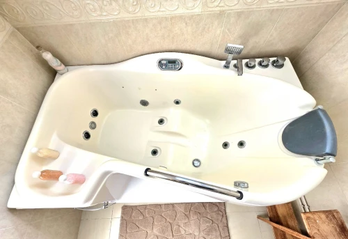 Location Appartement Niveau de villa F4 Oran Oran