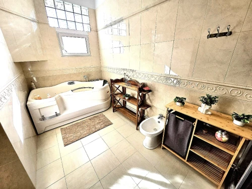 Location Appartement Niveau de villa F4 Oran Oran