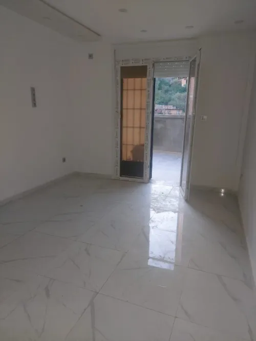 Vente Appartement Niveau de villa F4 Alger Bouzareah