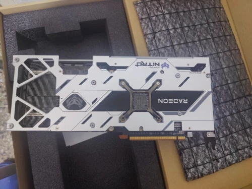 AMD RX 6700 XT sapphire nitro+