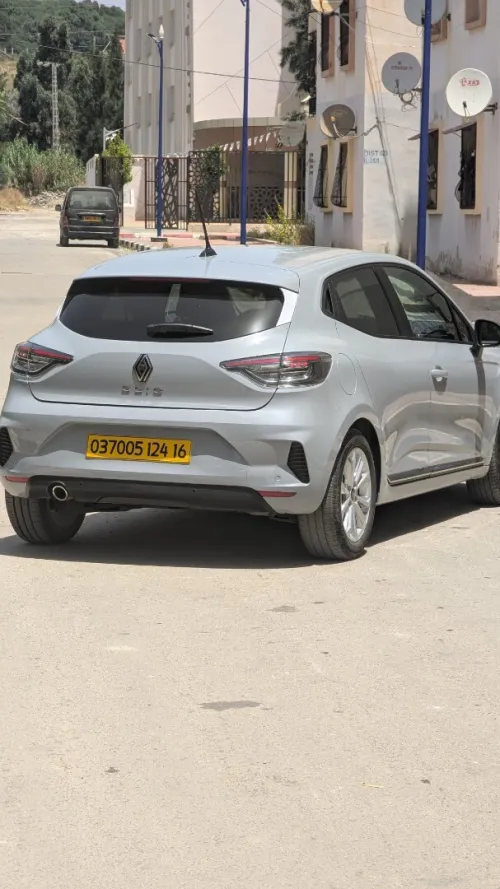 Renault Clio 5  2024 Evolution