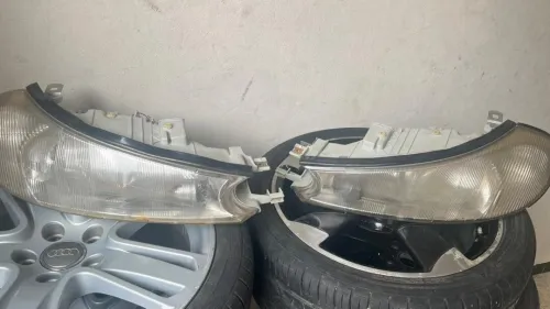 Paire de Phares Avant Ford Mondeo Phase 2 (1996-2000) - Très Bon État