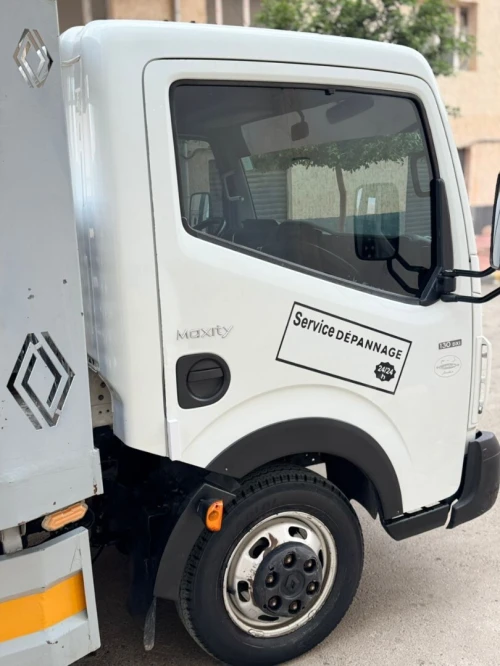 Renault Maxity 2014