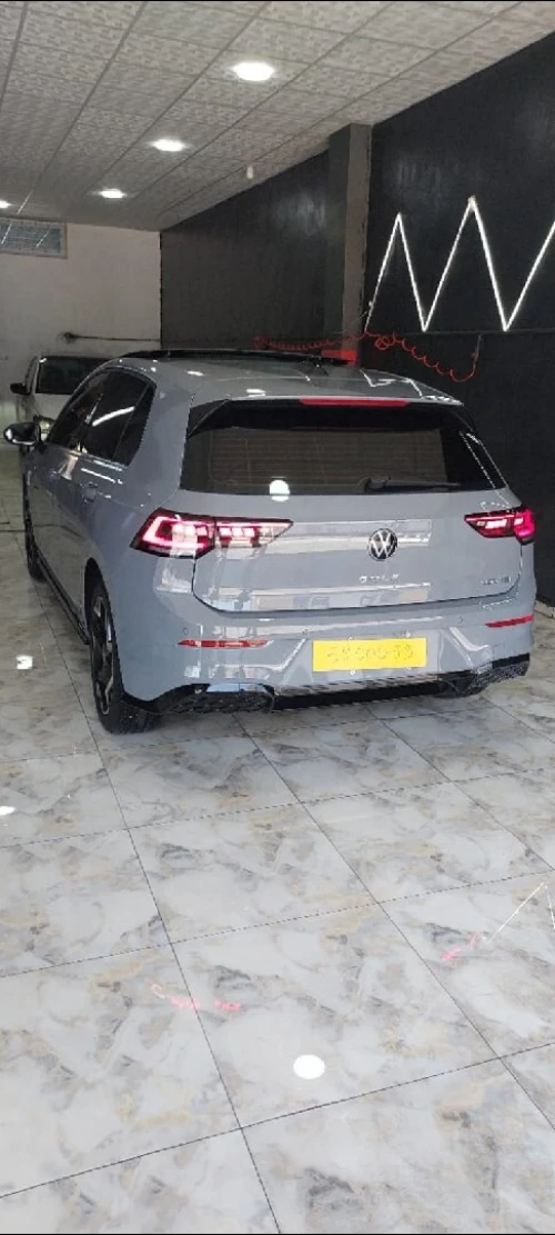 Volkswagen Golf 8 2025 R-Line