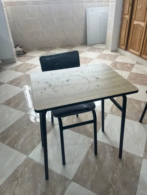 table pour école ou bureau