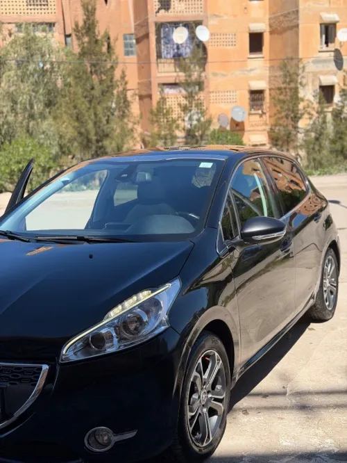 Peugeot 208 2013 Allure