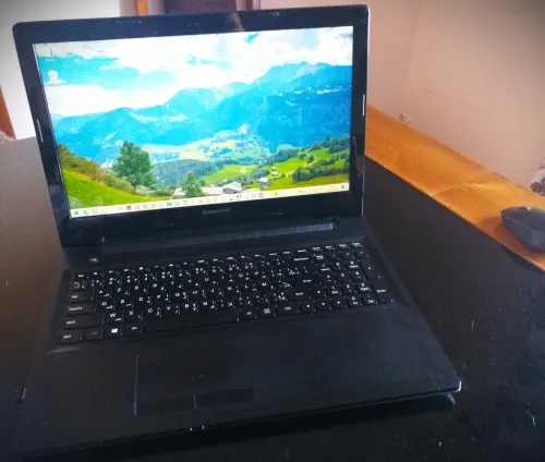 PC Portable Lenovo G50 État Propre - Prix Intéressant