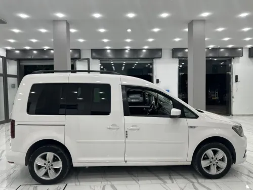 Volkswagen Caddy 2017 Confortline