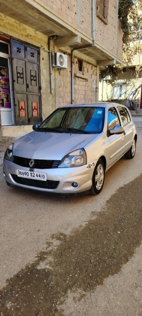 Renault Clio 3 2012 Compus