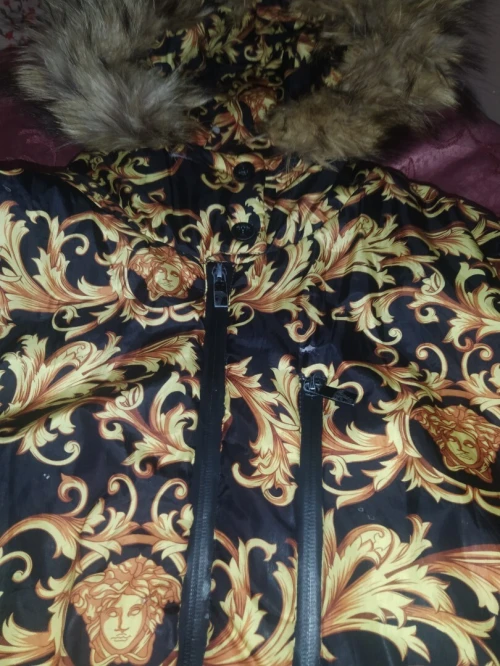 doudoune Versace avec capuche fourrure taille L XL 