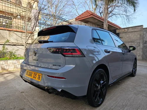 Volkswagen Golf 8 2025 R Black Edition 