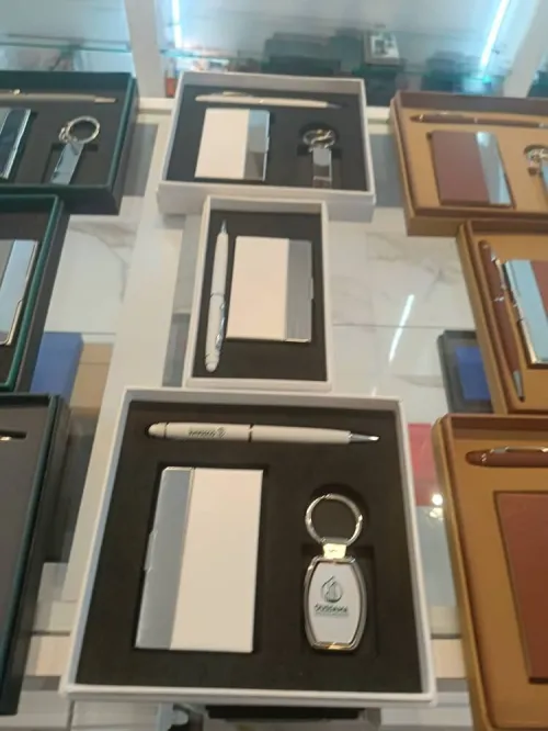 COFRRET PERSONNALISE CADEAU ENTREPRISE