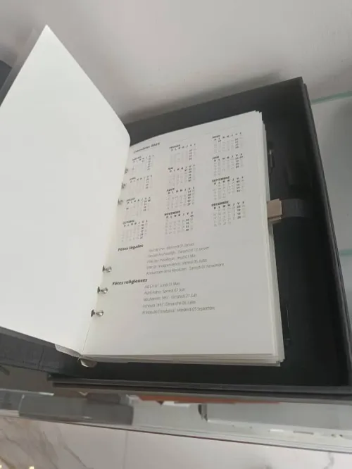 COFRRET PERSONNALISE CADEAU ENTREPRISE