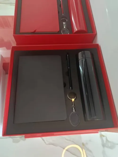 COFRRET PERSONNALISE CADEAU ENTREPRISE