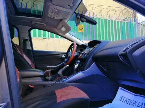 Ford Focus 5 portes 2015 Titanium