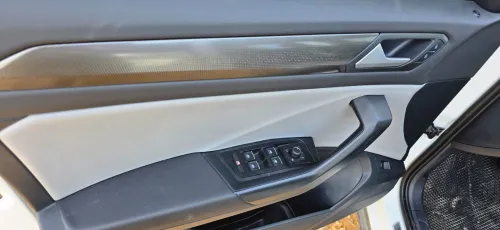 Volkswagen T-Roc 2025 R-Line 