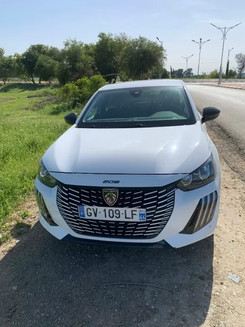 Peugeot 208 2024 208 hybrid allure