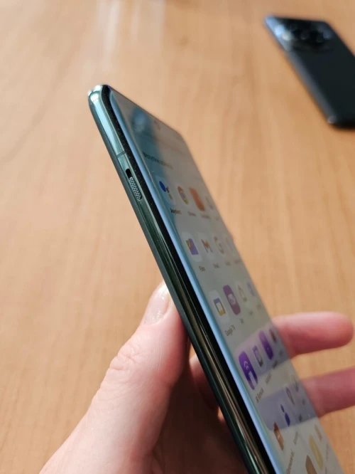 OnePlus 12 "