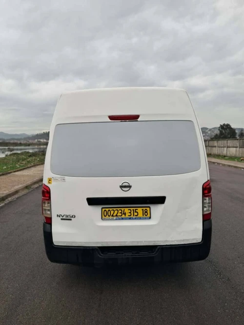 Nissan Urvan 2015 Fourgon
