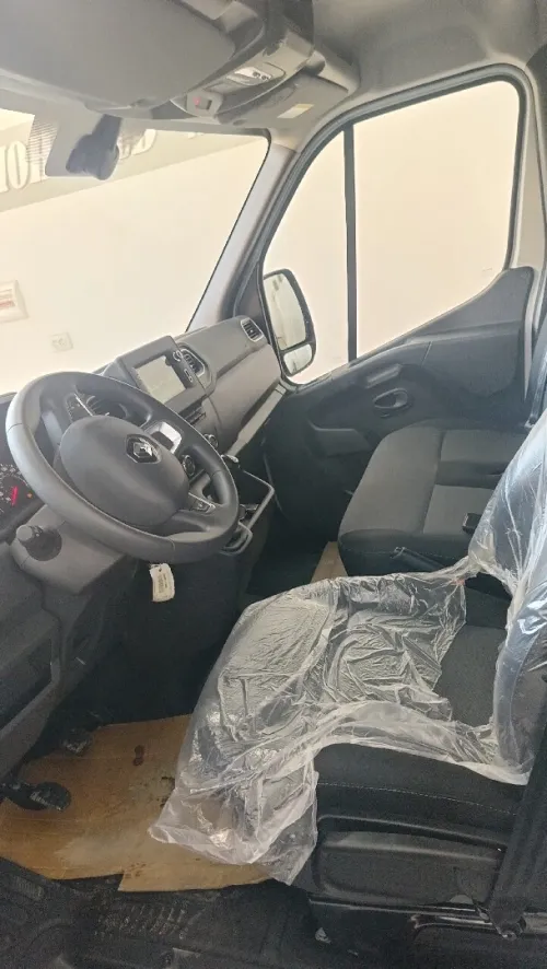 Renault master 2025