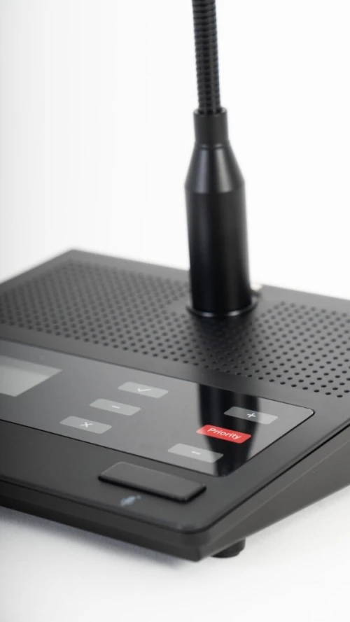 Microphone président pour système de conférence numérique