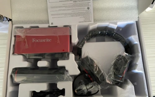 Carte Son FOCUSRITE SCARLETT 2I2 STUDIO G3 PACK
