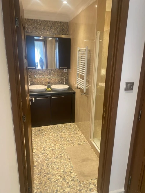Location Appartement Niveau de villa F4 Alger El biar