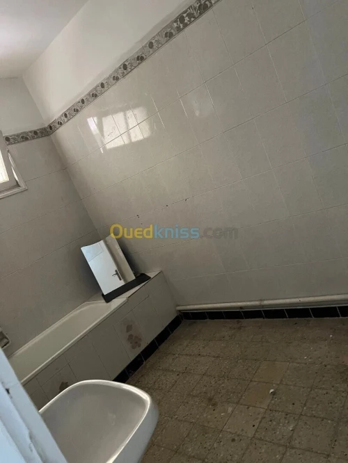 Location Niveau De Villa F04 Alger Kouba