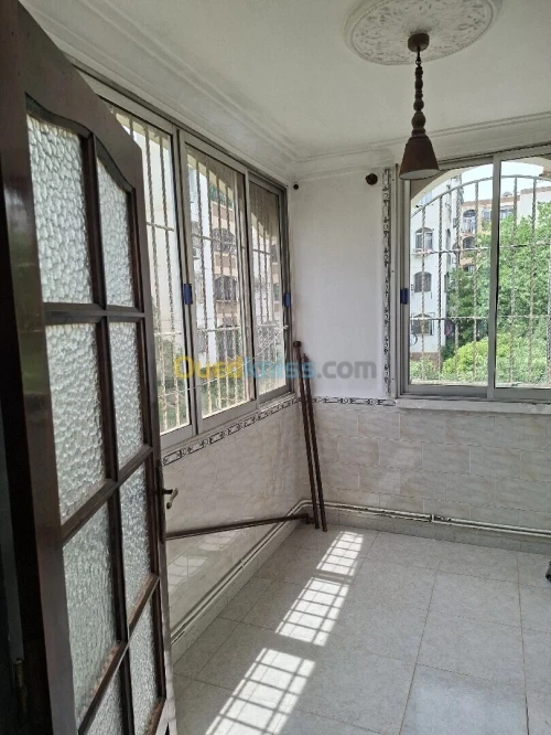 Location Appartement F4 Alger Kouba