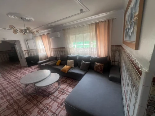 Location Appartement Niveau de villa F5 Alger Kouba