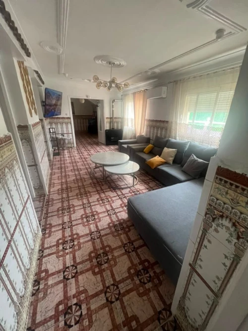 Location Appartement Niveau de villa F5 Alger Kouba