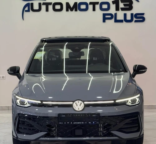 Volkswagen Golf 8 2025 R-Line