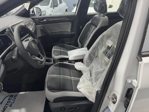 Volkswagen T-Roc 2025 R-Line 